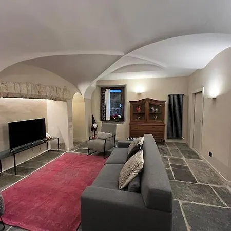 Casa Di Sant'anselmo - La Corte *