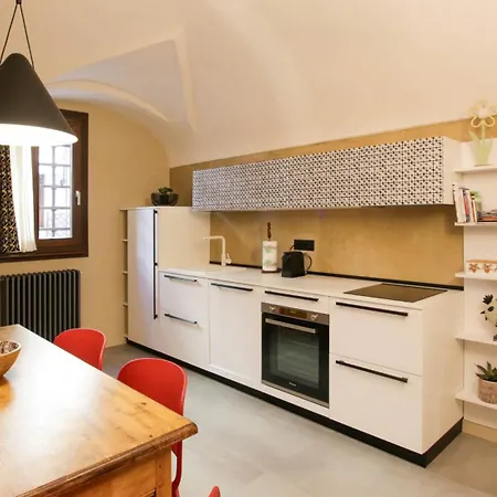 Casa Di Sant'anselmo - La Corte * Aoste