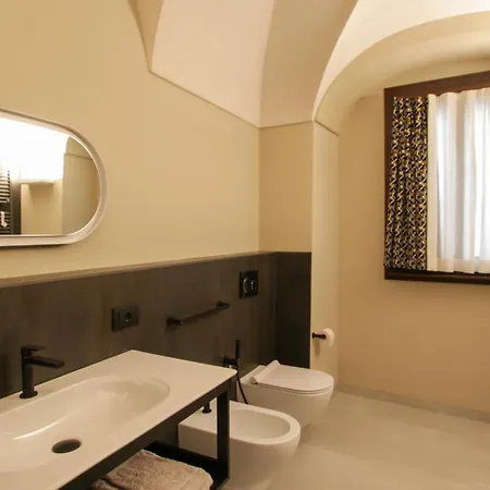 Casa Di Sant'anselmo - La Corte Lägenhet